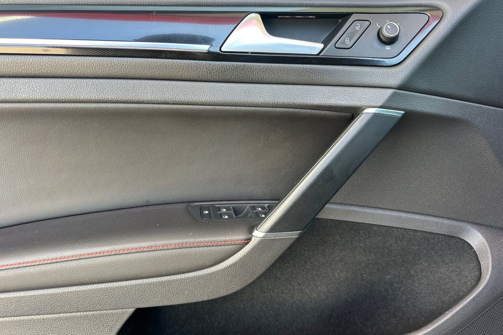 2017 Volkswagen Golf GTI SE