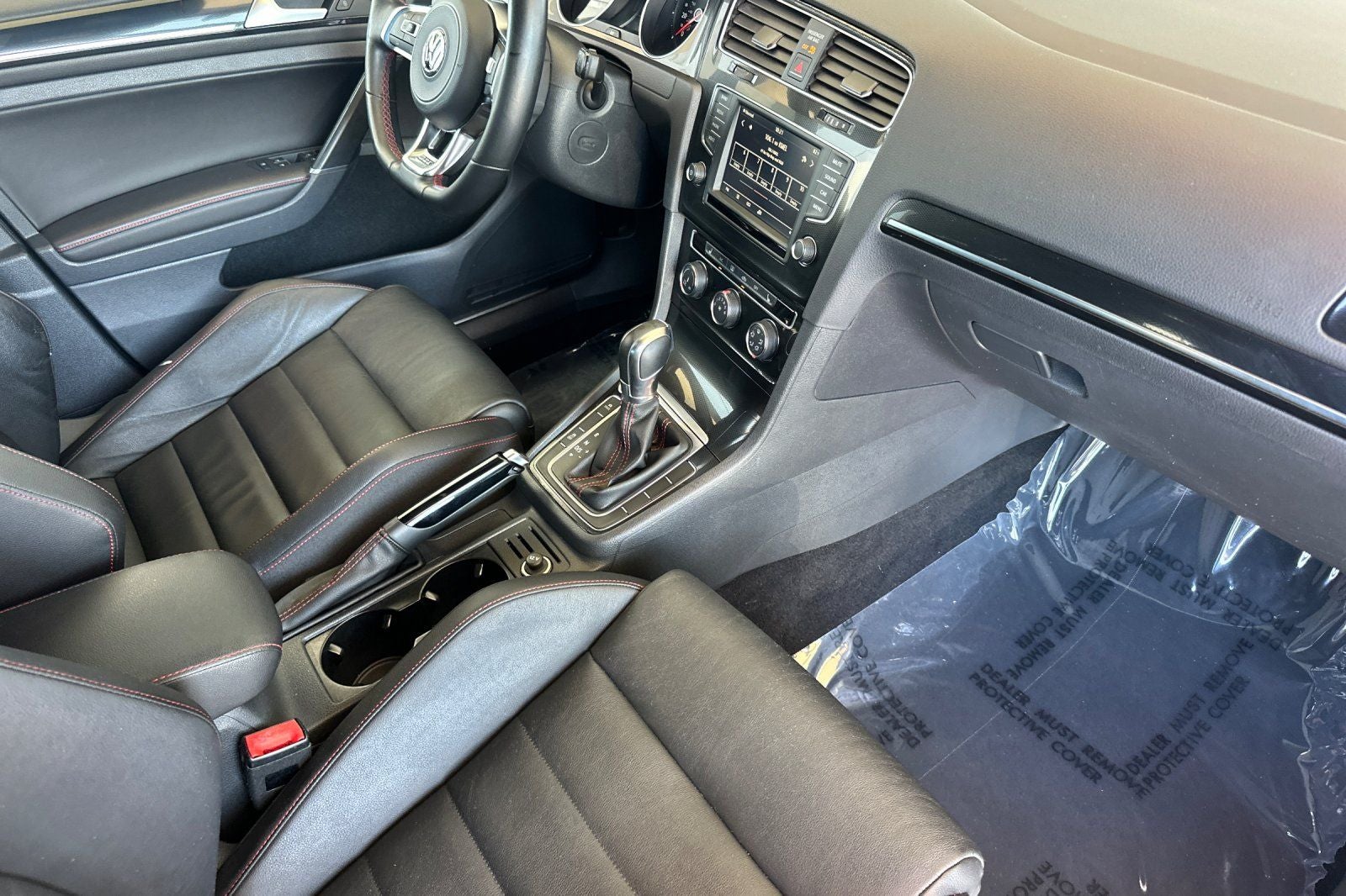 2017 Volkswagen Golf GTI SE