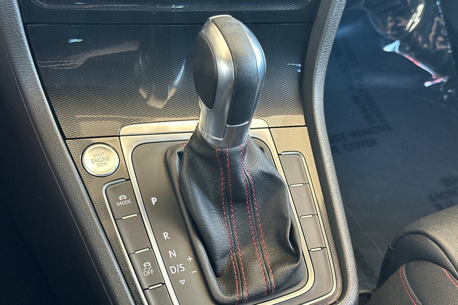 2017 Volkswagen Golf GTI SE