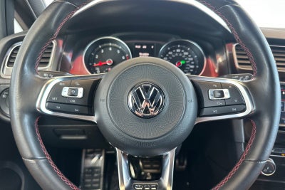 2017 Volkswagen Golf GTI SE