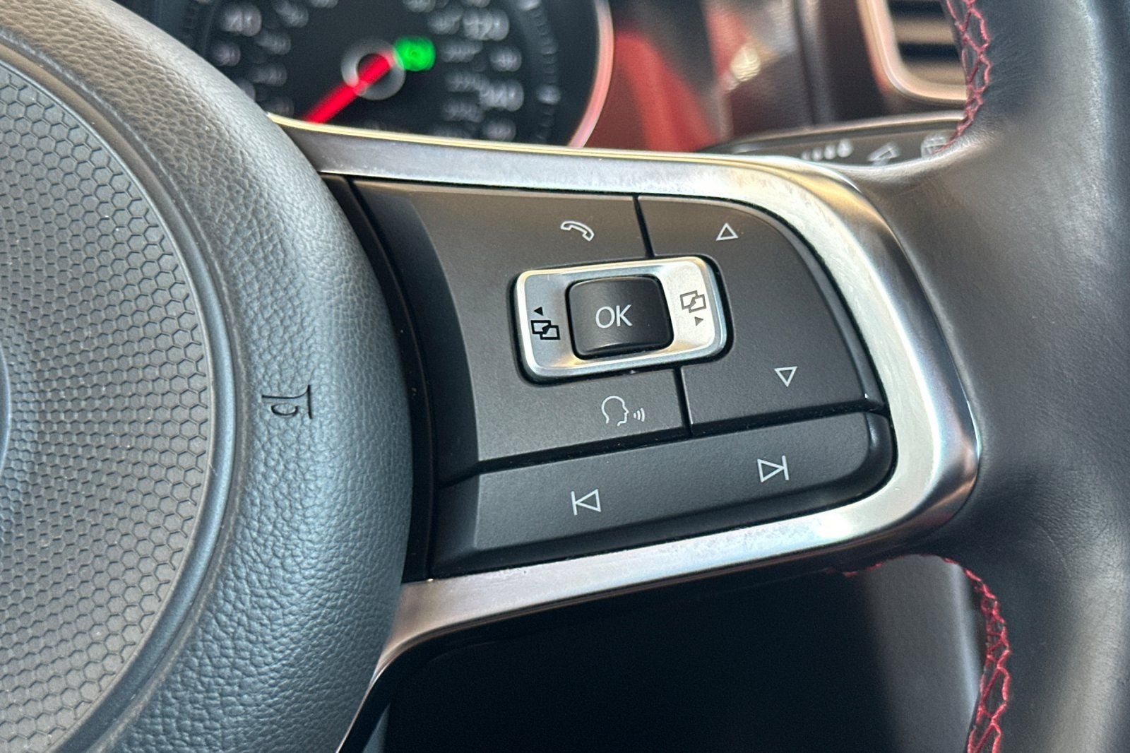 2017 Volkswagen Golf GTI SE