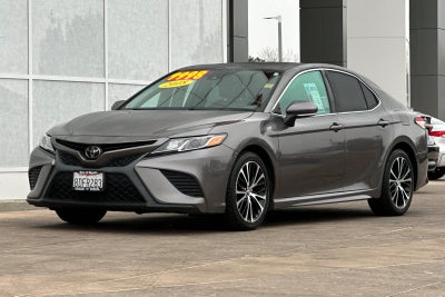 2018 Toyota Camry SE