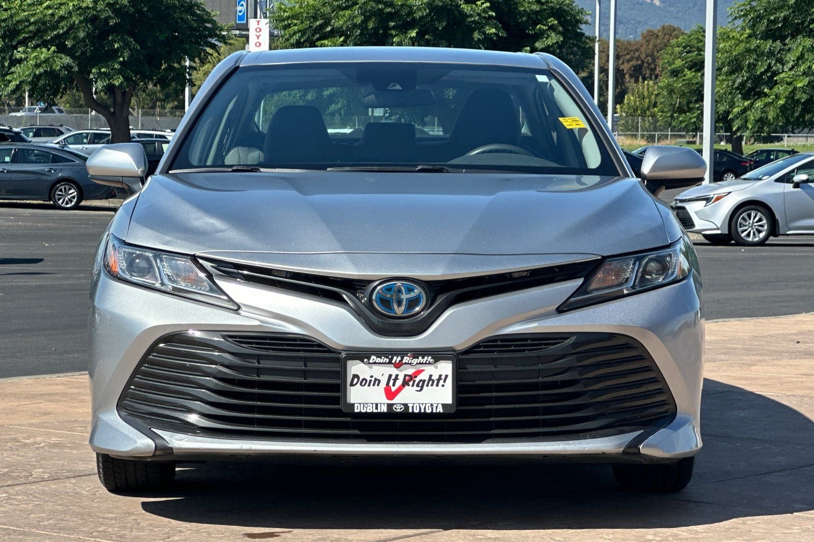 2019 Toyota Camry Hybrid LE