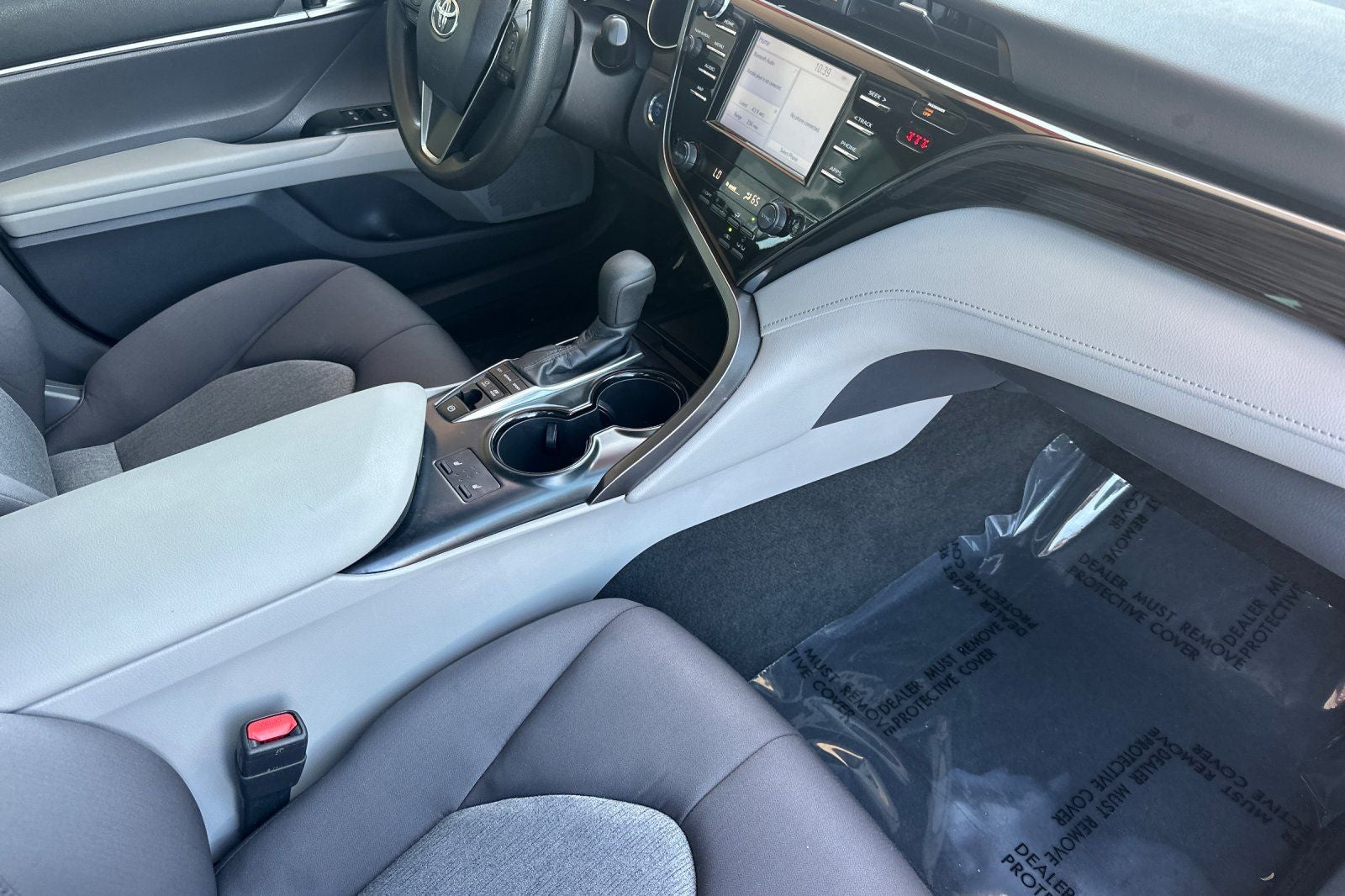 2019 Toyota Camry Hybrid LE