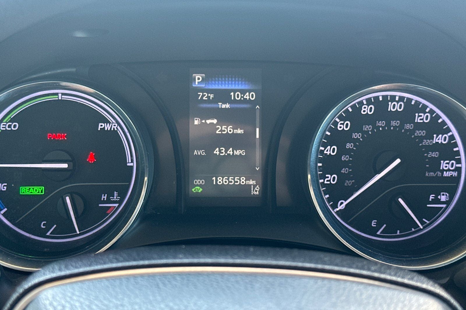 2019 Toyota Camry Hybrid LE