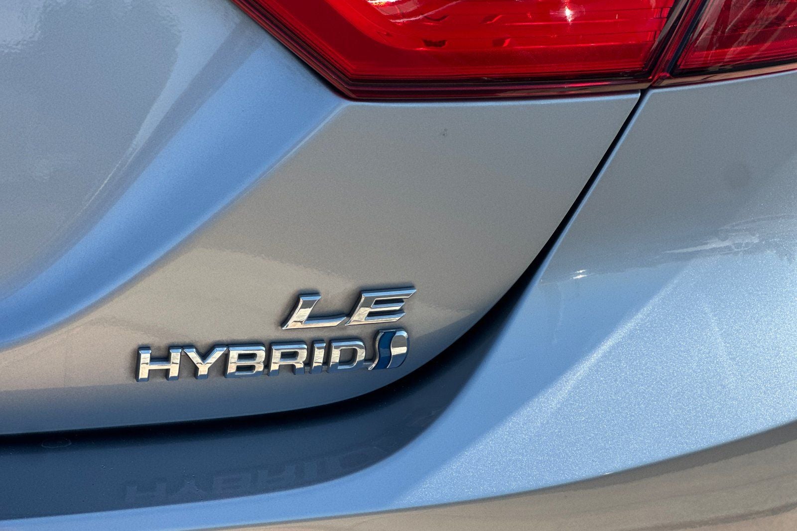2019 Toyota Camry Hybrid LE