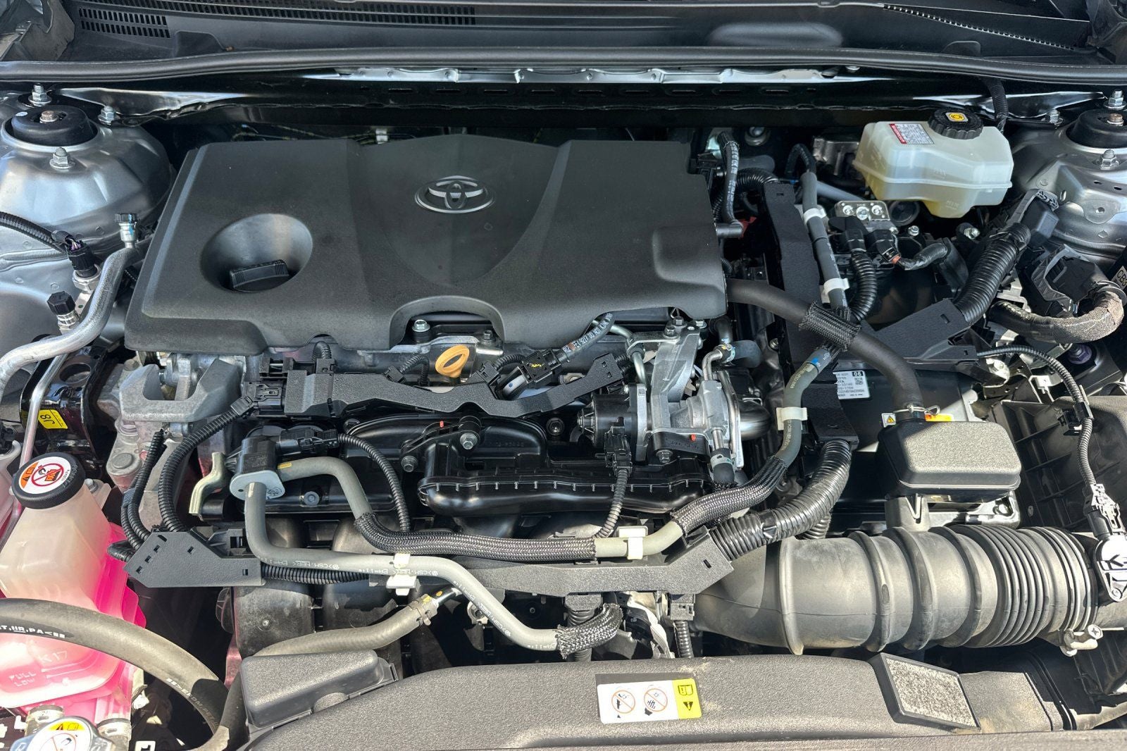 2019 Toyota Camry Hybrid LE