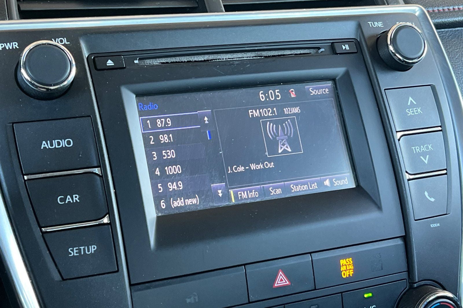 2016 Toyota Camry SE