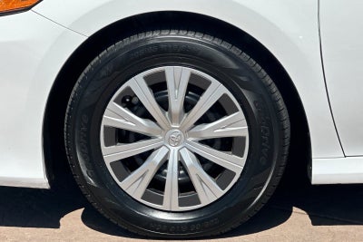 2023 Toyota Camry Hybrid LE
