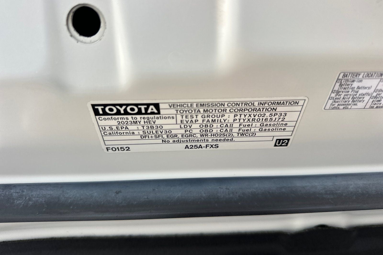 2023 Toyota Camry Hybrid LE
