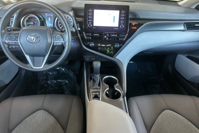 2022 Toyota Camry Hybrid LE