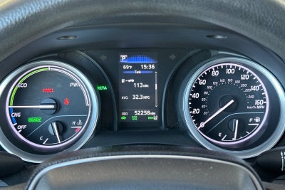 2022 Toyota Camry Hybrid LE