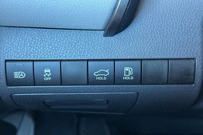 2022 Toyota Camry Hybrid LE