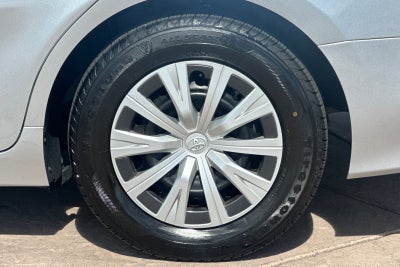 2022 Toyota Camry Hybrid LE