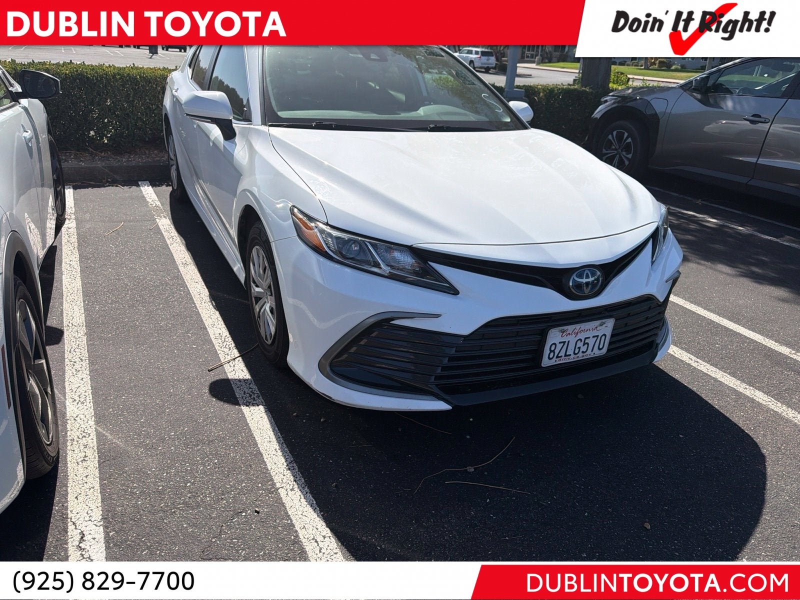 2022 Toyota Camry Hybrid LE
