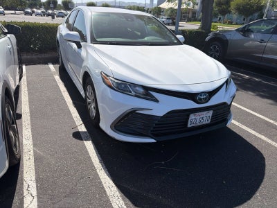 2022 Toyota Camry Hybrid LE