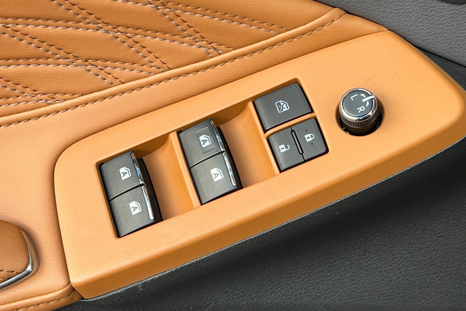 2020 Toyota Avalon Hybrid Limited