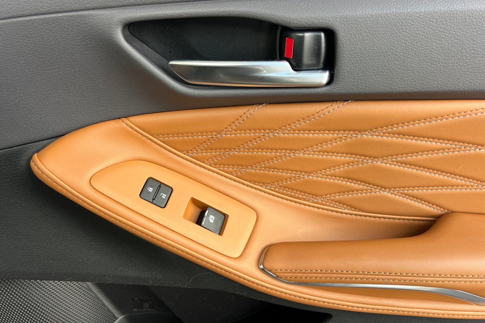 2020 Toyota Avalon Hybrid Limited