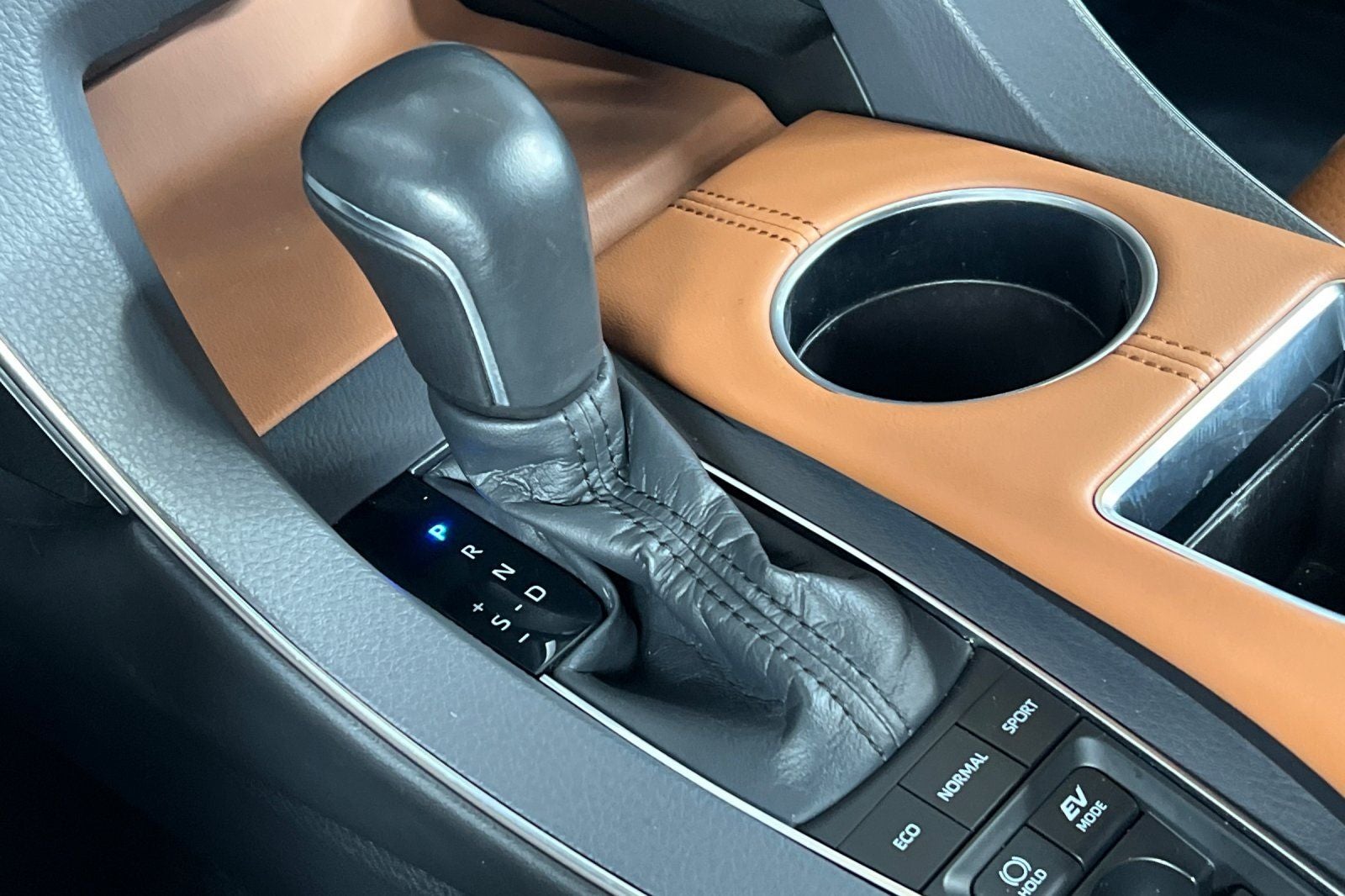 2020 Toyota Avalon Hybrid Limited