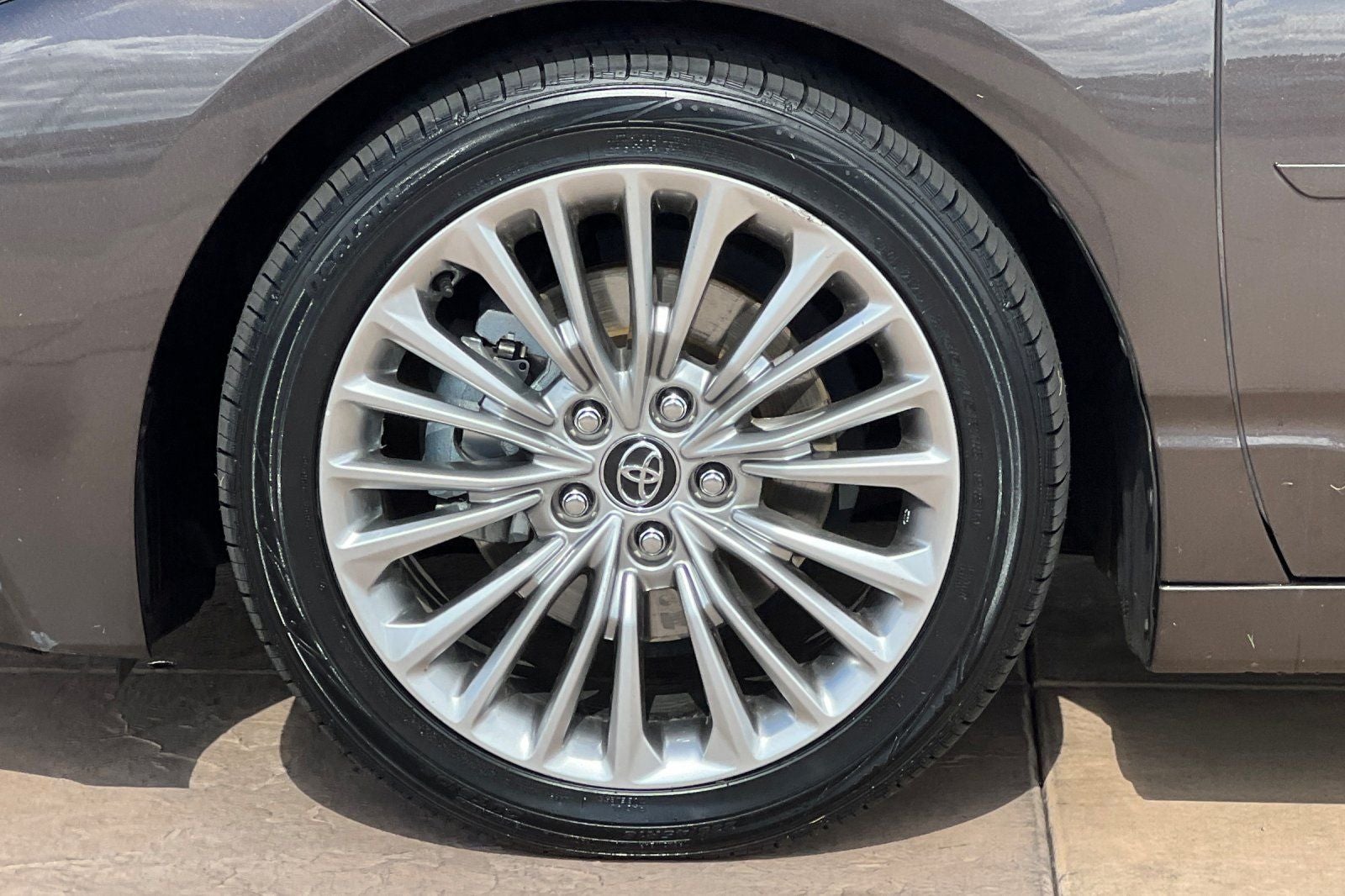 2020 Toyota Avalon Hybrid Limited