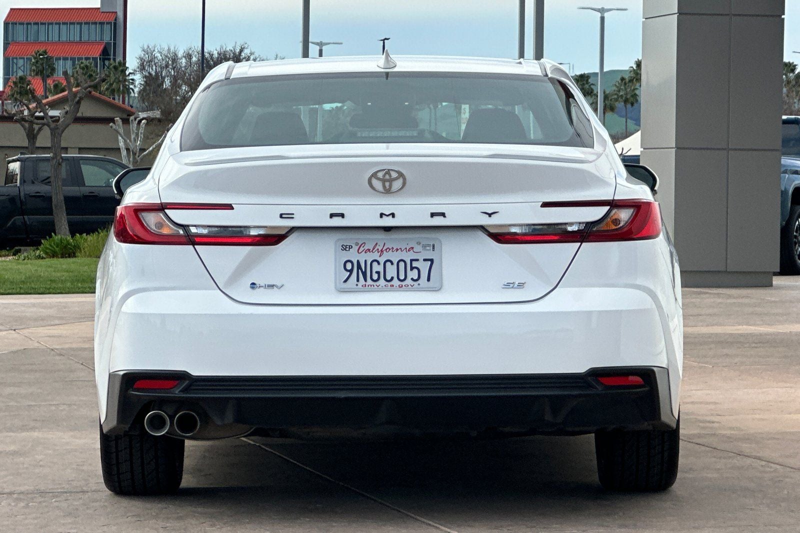 2025 Toyota Camry SE
