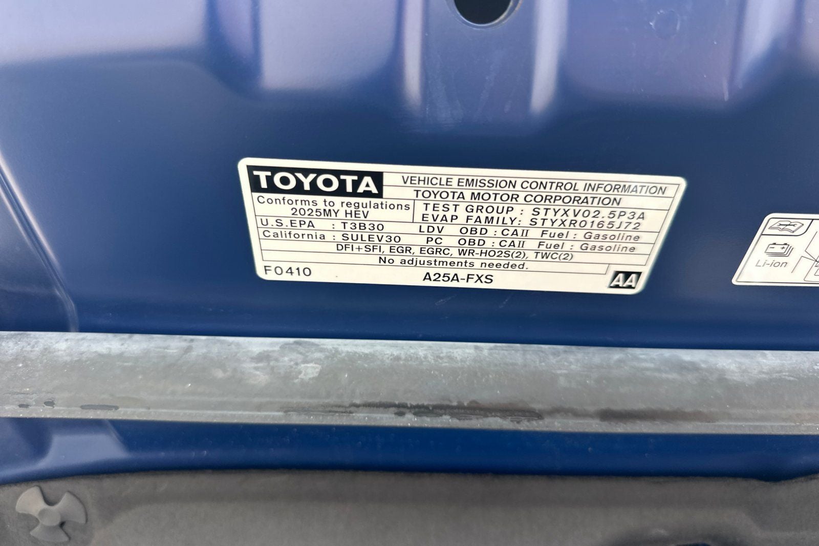 2025 Toyota Camry SE