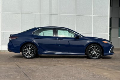 2024 Toyota Camry Hybrid XLE