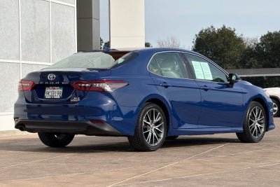 2024 Toyota Camry Hybrid XLE
