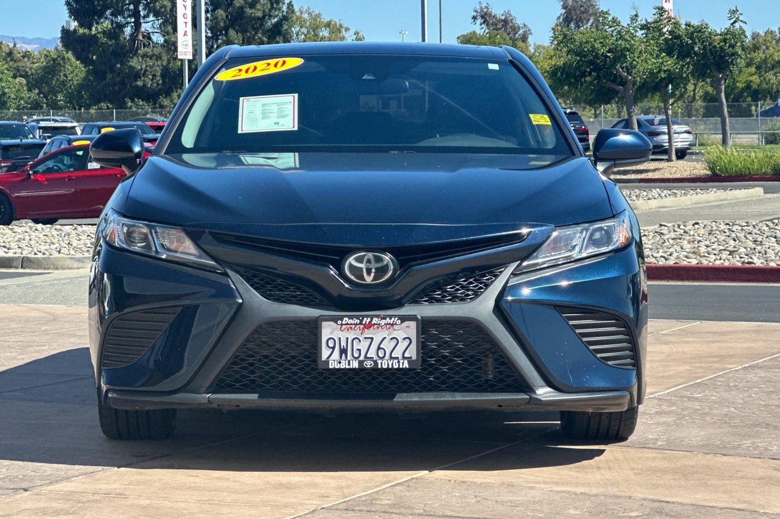 2020 Toyota Camry SE