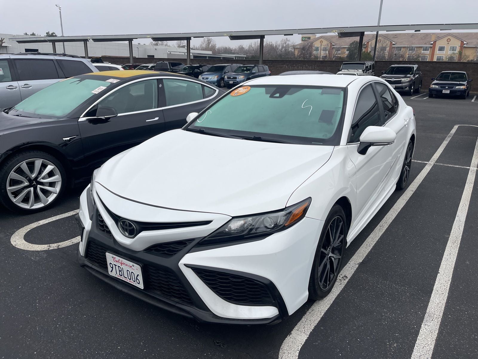 2023 Toyota Camry SE