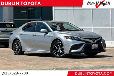 2024 Toyota Camry SE