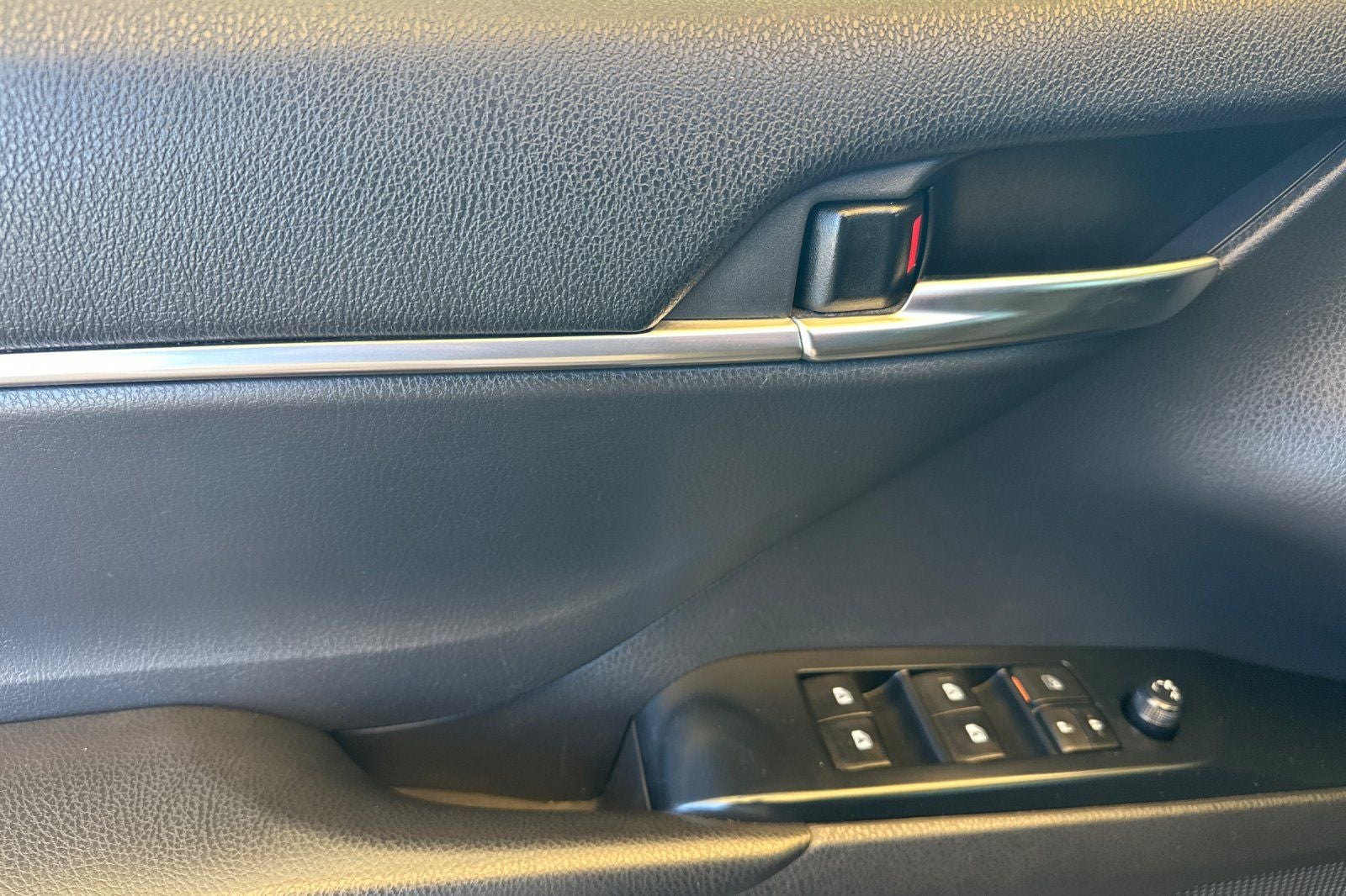 2020 Toyota Camry SE Nightshade