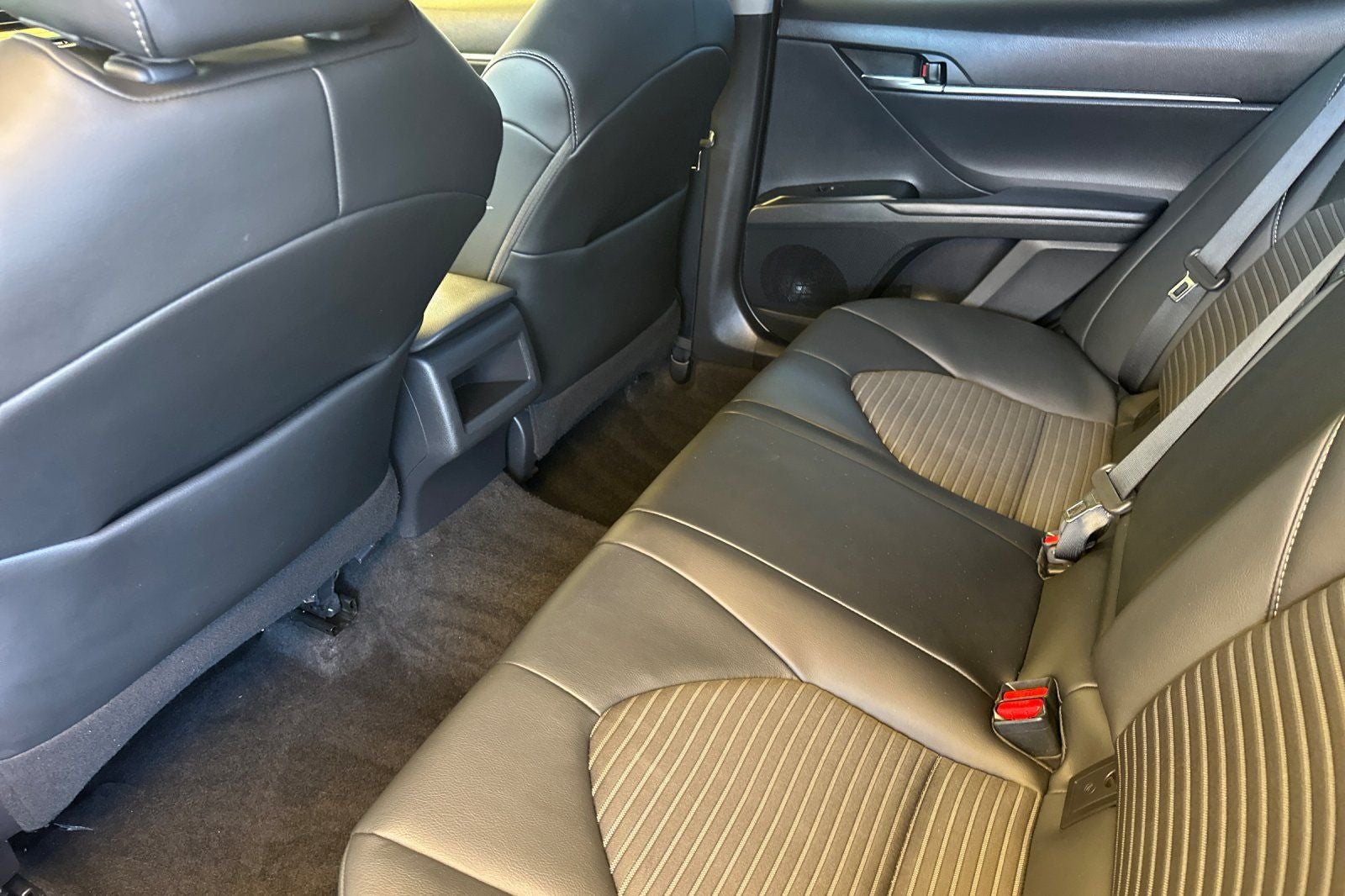 2020 Toyota Camry SE Nightshade