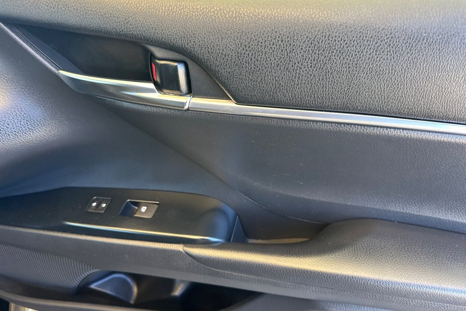 2020 Toyota Camry SE Nightshade