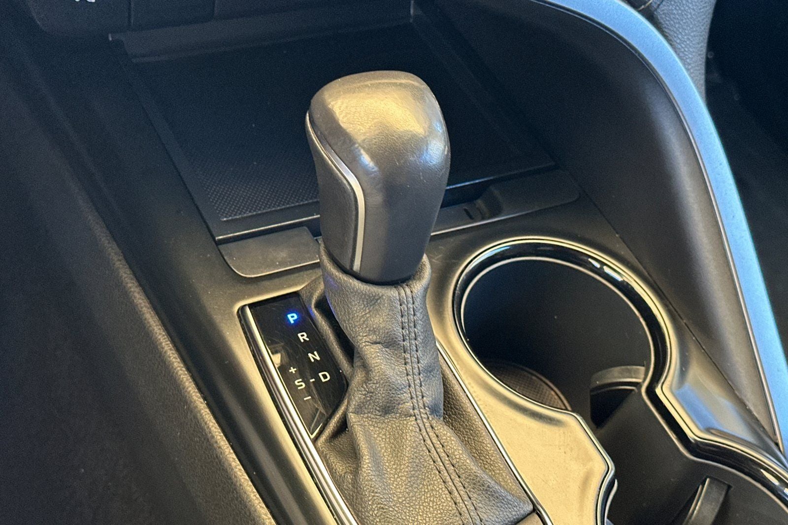 2020 Toyota Camry SE Nightshade