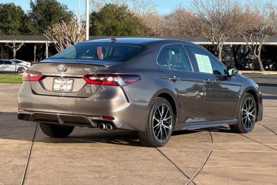 2024 Toyota Camry SE