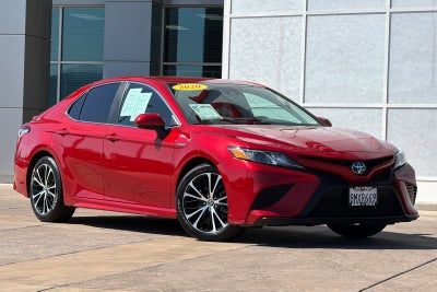 2020 Toyota Camry Hybrid SE