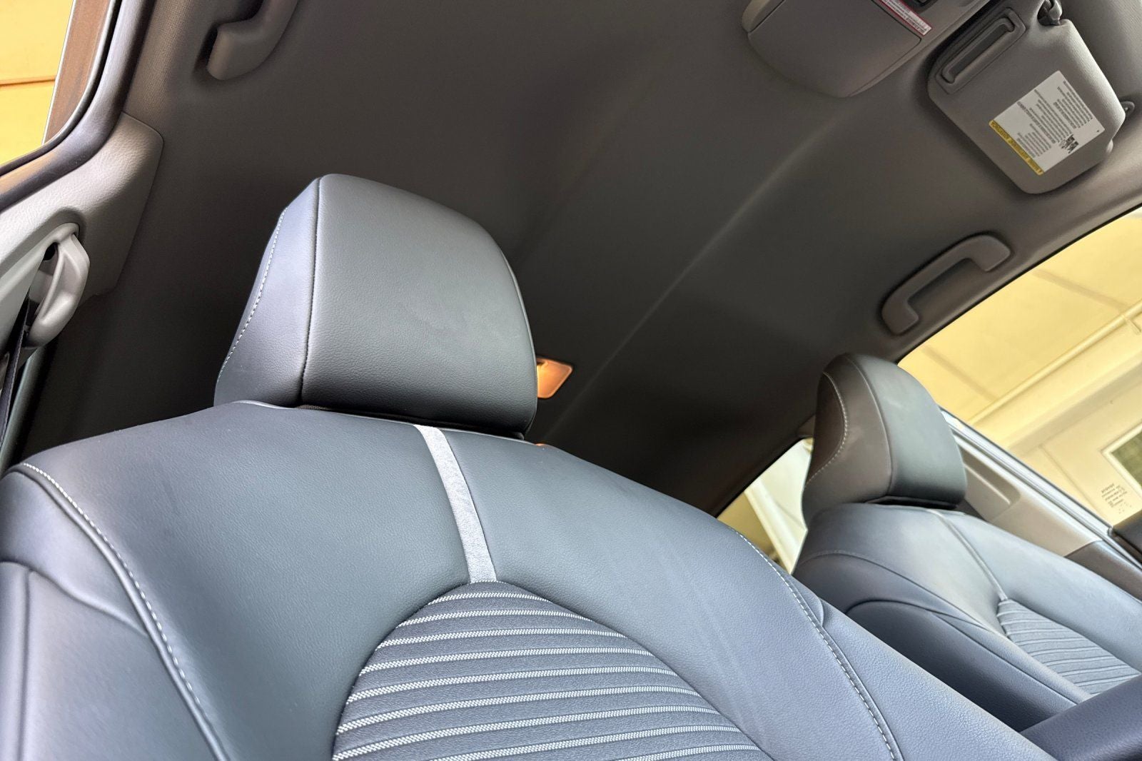 2023 Toyota Camry Hybrid SE