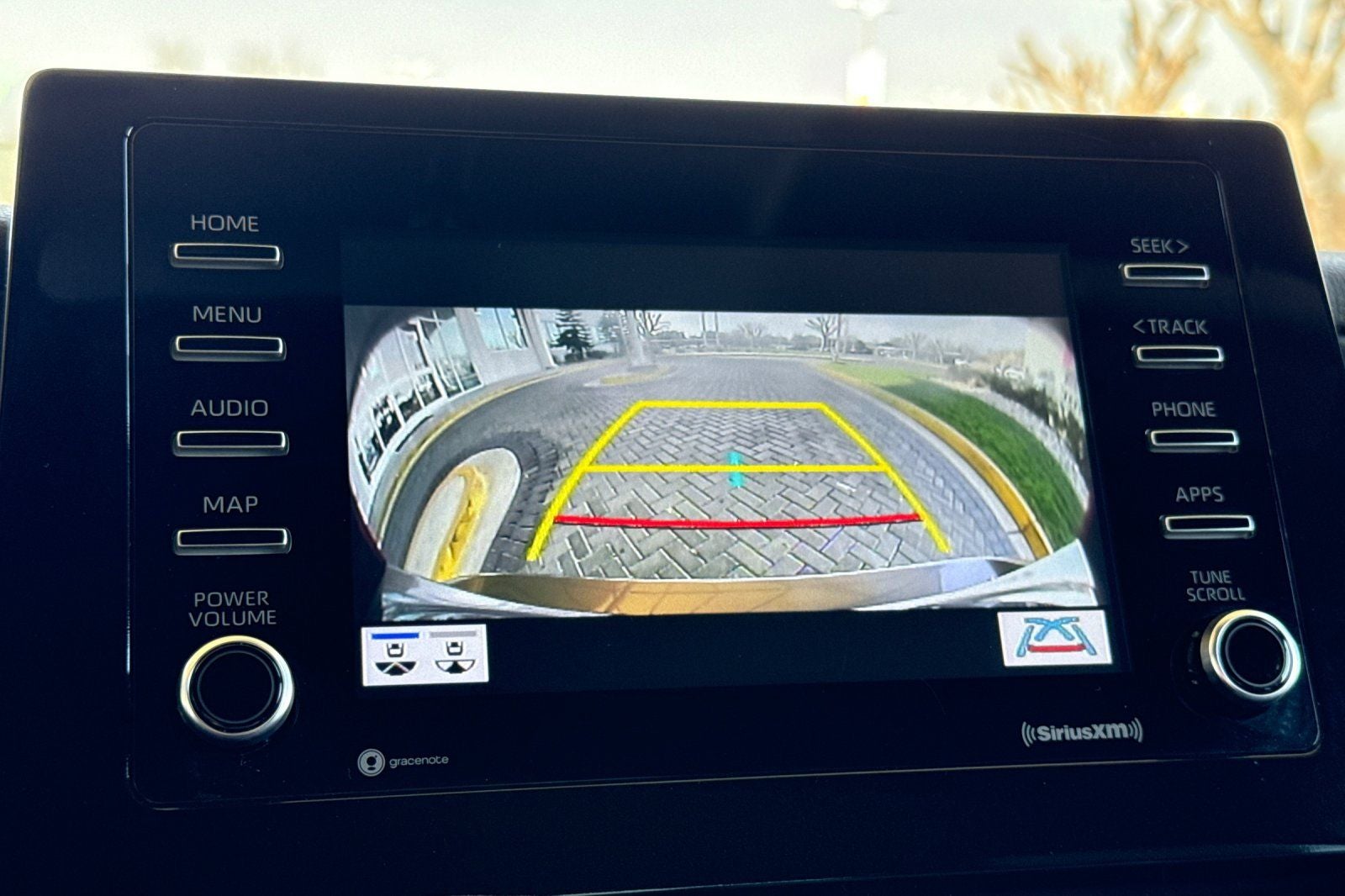 2023 Toyota Camry Hybrid SE