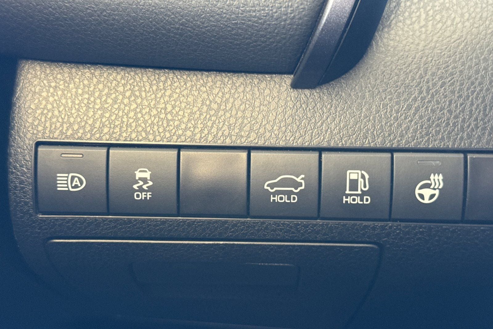 2023 Toyota Camry Hybrid SE