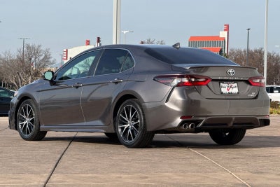 2023 Toyota Camry Hybrid SE