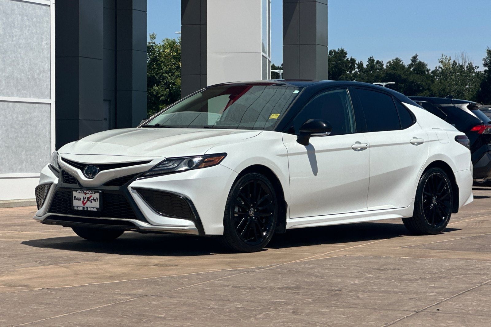 2023 Toyota Camry Hybrid XSE