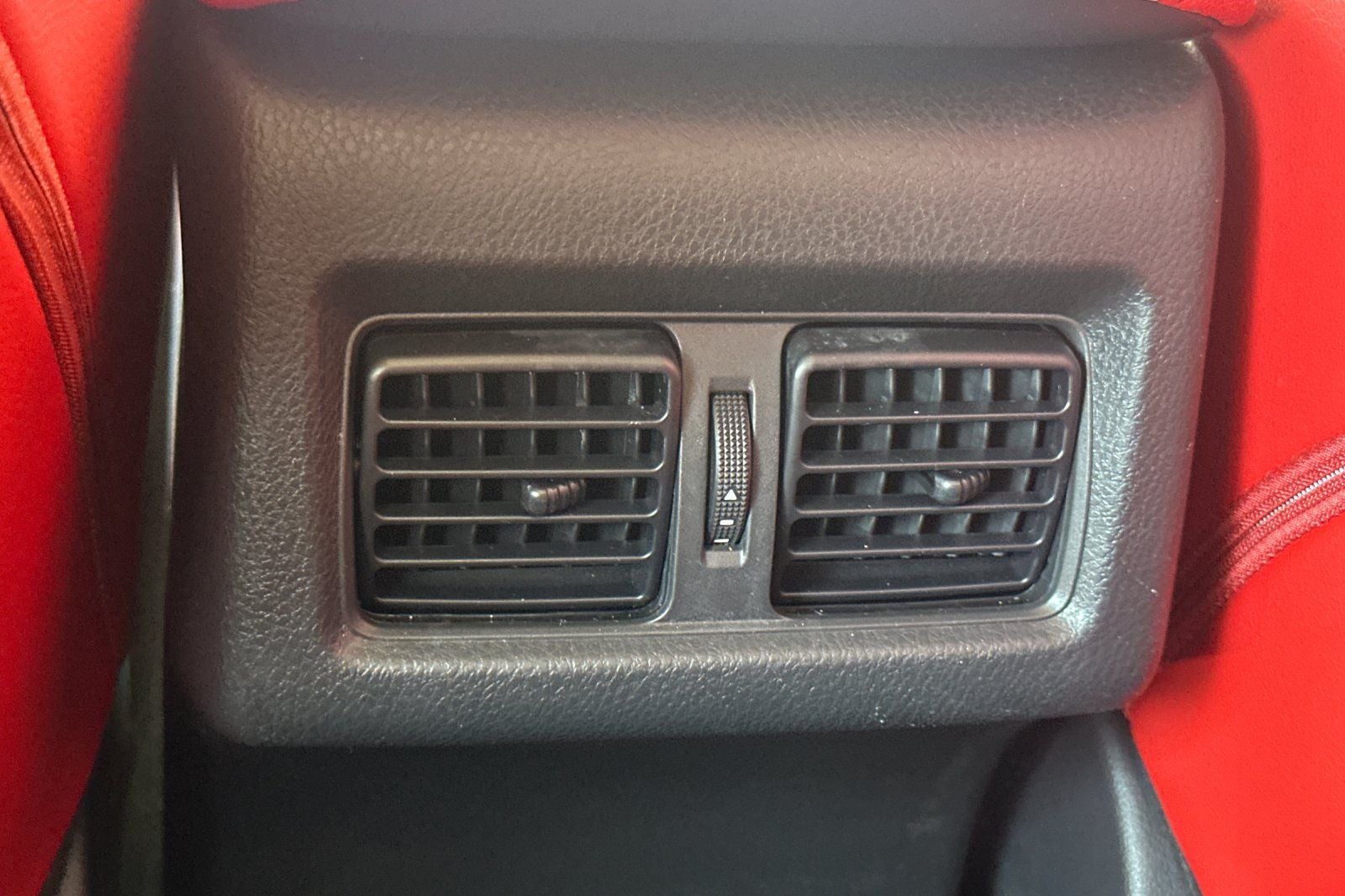 2023 Toyota Camry Hybrid XSE
