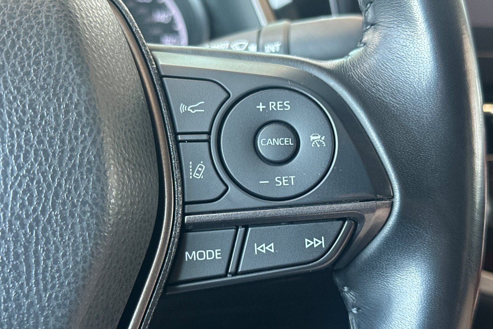 2023 Toyota Camry Hybrid XSE