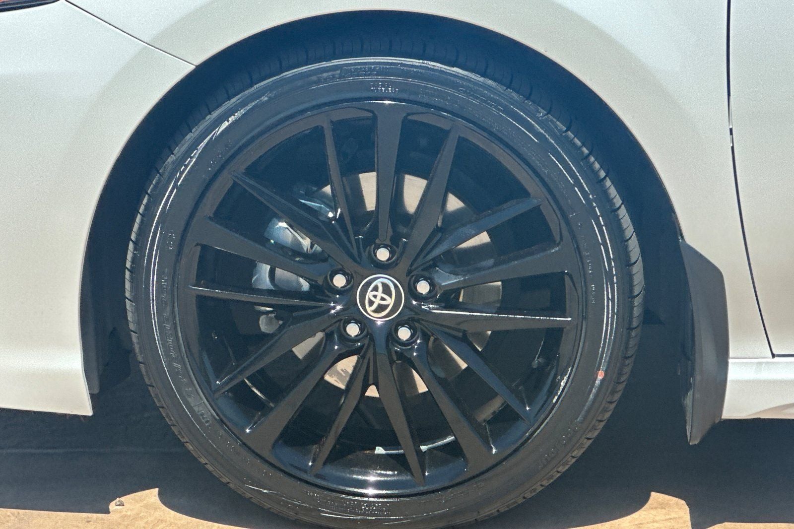 2023 Toyota Camry Hybrid XSE