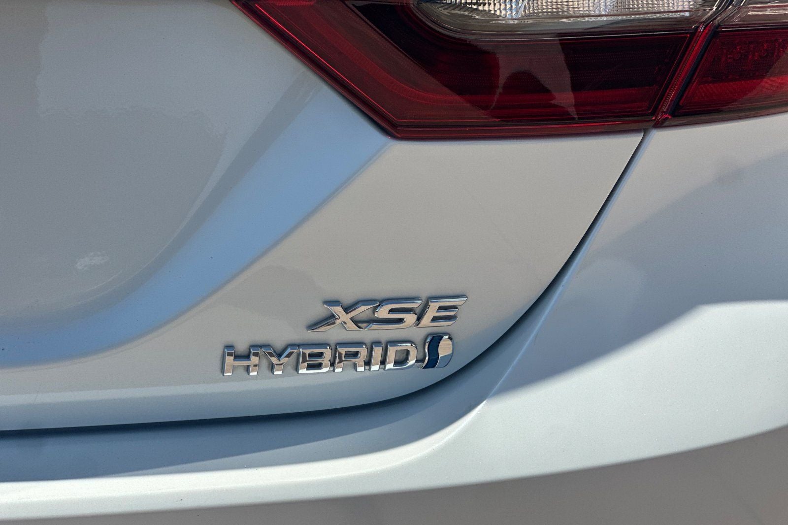 2023 Toyota Camry Hybrid XSE