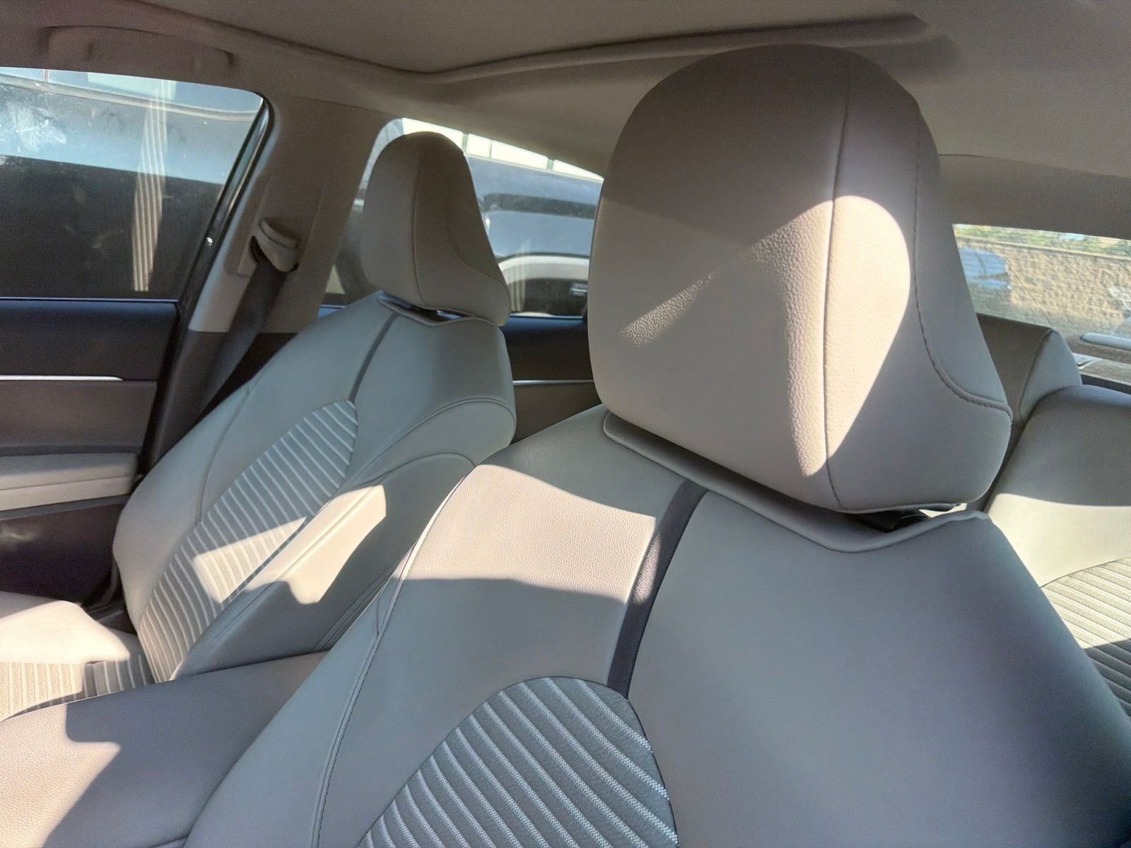 2024 Toyota Camry Hybrid SE
