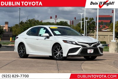 2024 Toyota Camry SE