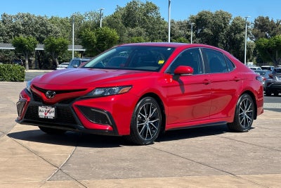 2024 Toyota Camry SE
