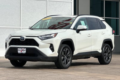 2022 Toyota RAV4 Hybrid XLE Premium